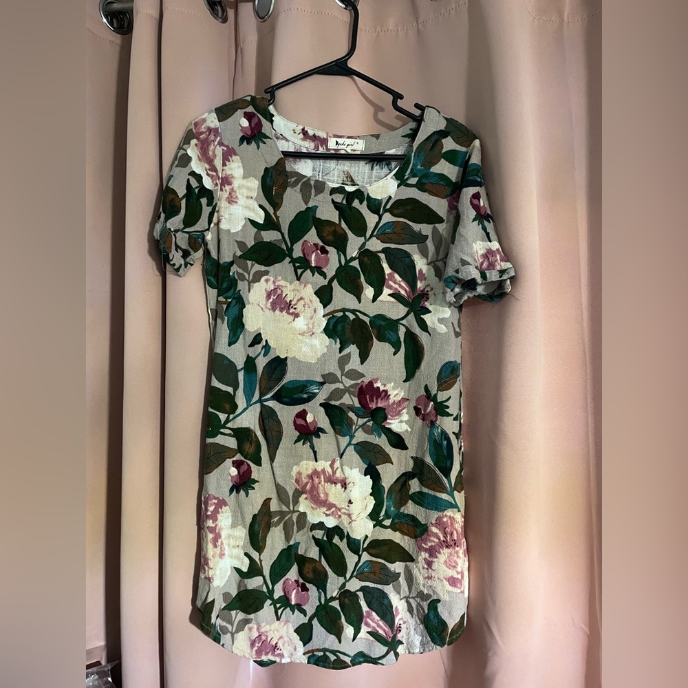 Floral Fall Dress with  Button Sleeves!! Size M